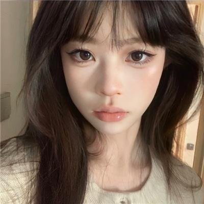 那女孩真帅